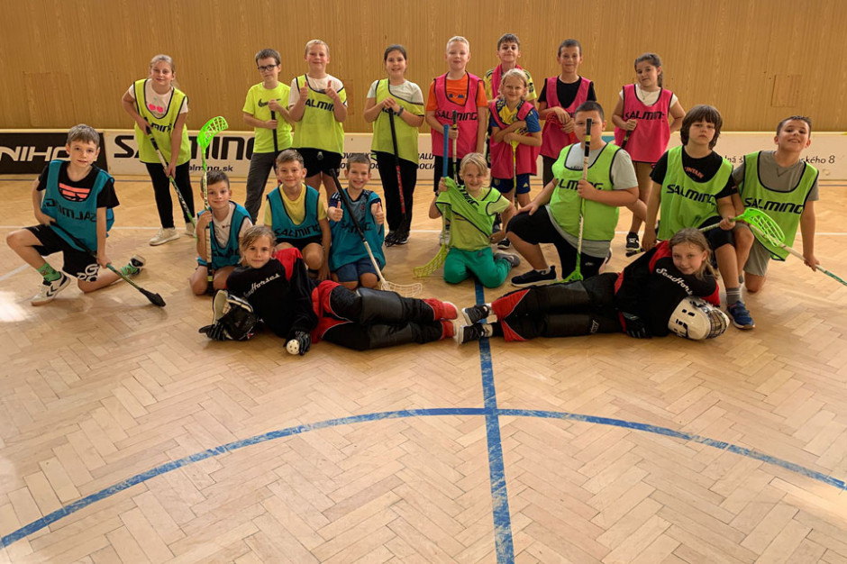 Krúžkové florbalové tréningy ŠK FbO (3.- 4. ročník ZŠ) začali.