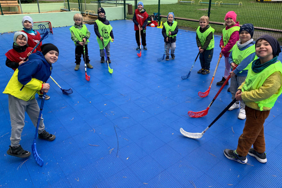 Krúžkové florbalové zručnosti ŠK FbO (1.- 4. ročník MŠ) začali.